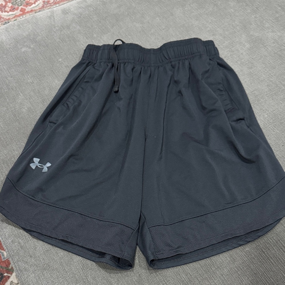 Under Armour Men's black Athletic Shorts